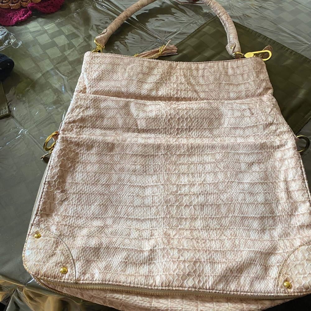 JM Collection Handbag - Picture 2 of 5